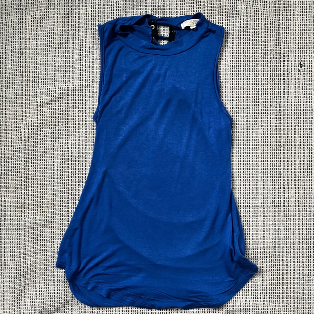 Love Culture Vibrant Blue Blouse Size Small